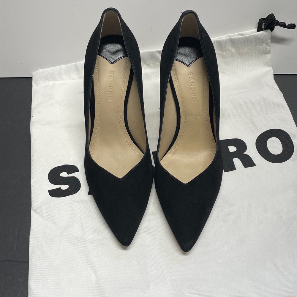 Daphnee Noir Pump - Picture 6 of 6